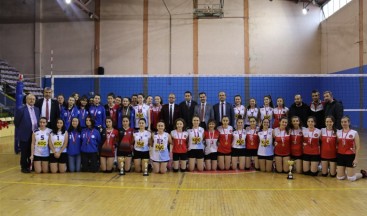 Okullar arası Voleybol turnuvası sonuçlandı