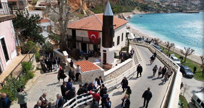 Kaş Kalkan’da Lami Bey Camii törenle açıldı