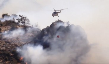 İzmir Karşıyaka’daki orman yangınına müdahale yeniden başladı