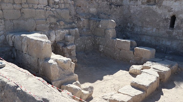 Hasankeyf’te 1600 yıllık askeri yapı kalıntıları bulundu || Miahaber