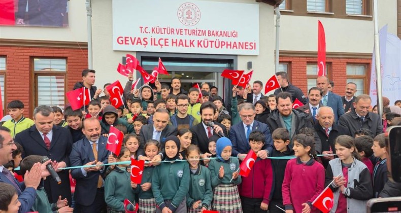 Van’da 10 Yeni Kütüphane Hizmete Açıldı