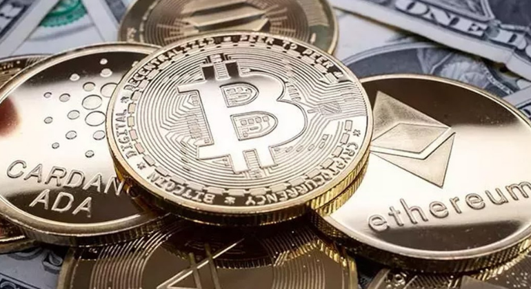 Bitcoin’den tarihi rekor: 94 bin doları aştı