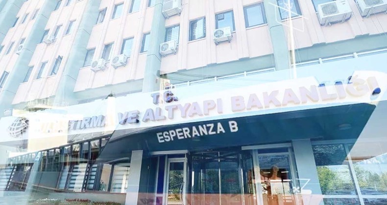 Mersin’de gemi yan yattı: Mürettabat tahliye ediliyor