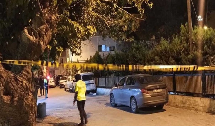 İzmir Seferihisar’da polise silahlı saldırı: 3 polis yaralandı