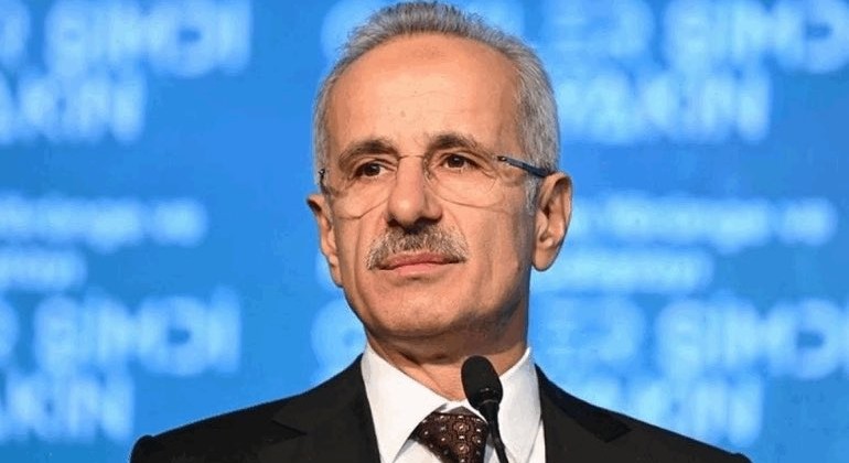 Uraloğlu: 77 ili bölünmüş yollarla birbirine bağladık – Birlik Haber Ajansı