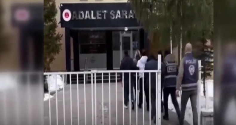 Bayburt’ta göçmen kaçakçılığı operasyonu!