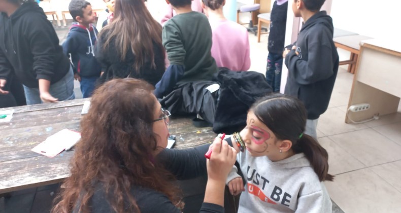 KAÜ öğrencileri, bu yıl da çocukları yalnız bırakmadı – Birlik Haber Ajansı