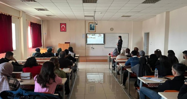 Kars’ta ‘Esirler Annesi Meryem Atmaca’ hakkında genç nesiller bilgilendiriliyor – Birlik Haber Ajansı