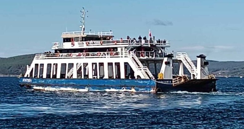 Çanakkale’de fırtına feribot seferlerini iptal ettirdi – Birlik Haber Ajansı