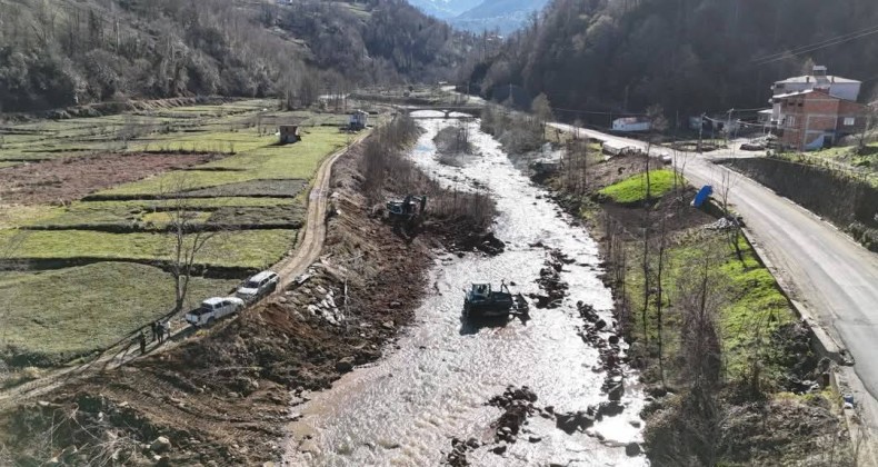 Trabzon Of’un Yeniköy Deresinde ıslah çalışmaları sürüyor – Birlik Haber Ajansı