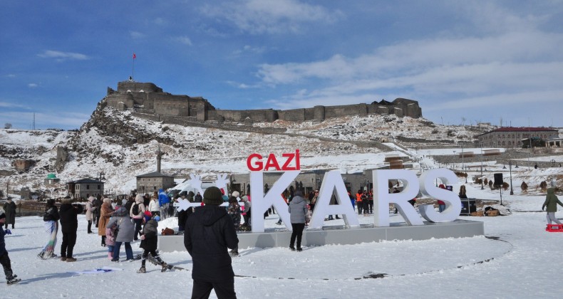 Kars’ta “Kar Topu ve Kardan Adam Şenliği” düzenlendi – Birlik Haber Ajansı