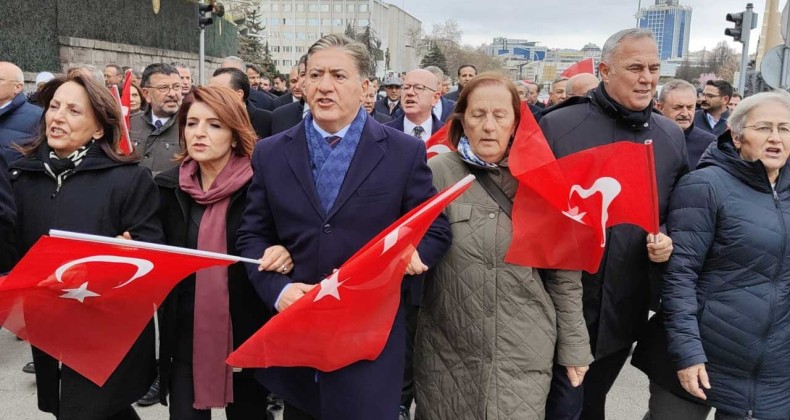 CHP Milletvekilleri Meclis’ten Genel Merkeze yürüdü – Birlik Haber Ajansı