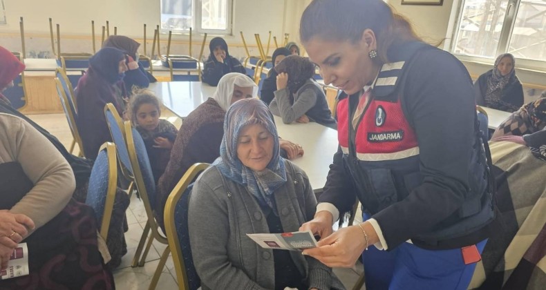 Kars jandarmasından ‘Aile İçi Şiddet ve Erken Yaşta Zorla Evlilik’ eğitimi – Birlik Haber Ajansı