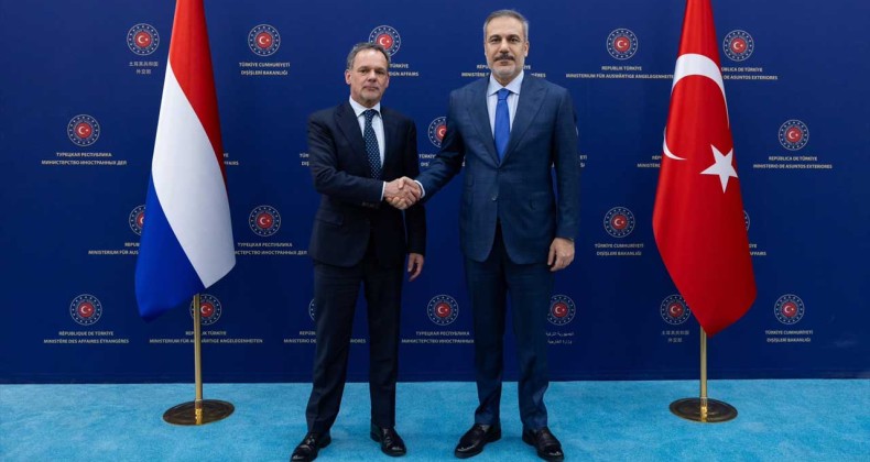 Hakan Fidan, Hollandalı Mevkidaşı Caspar Veldkamp ile Ankara’da görüştü – Birlik Haber Ajansı