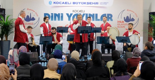 Kocaeli Belediyesi konserde kulakların pasını sildi – Birlik Haber Ajansı