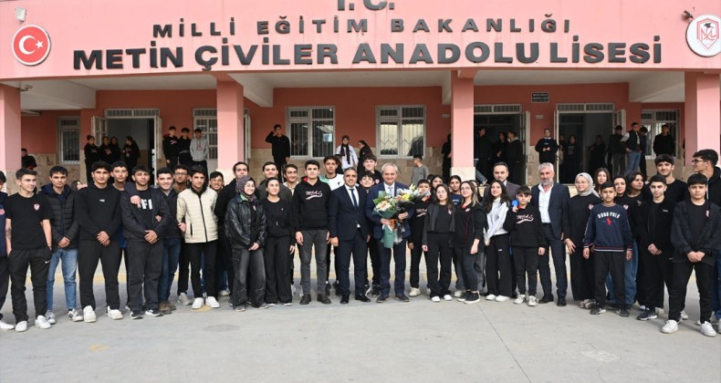 Kepez Belediye Başkanı Kocagöz öğrencilerle buluştu – Birlik Haber Ajansı